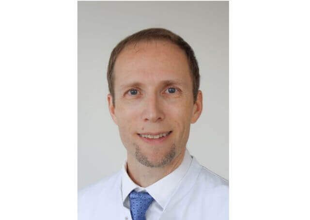 Porträtfoto Dr. Boris Stanzel