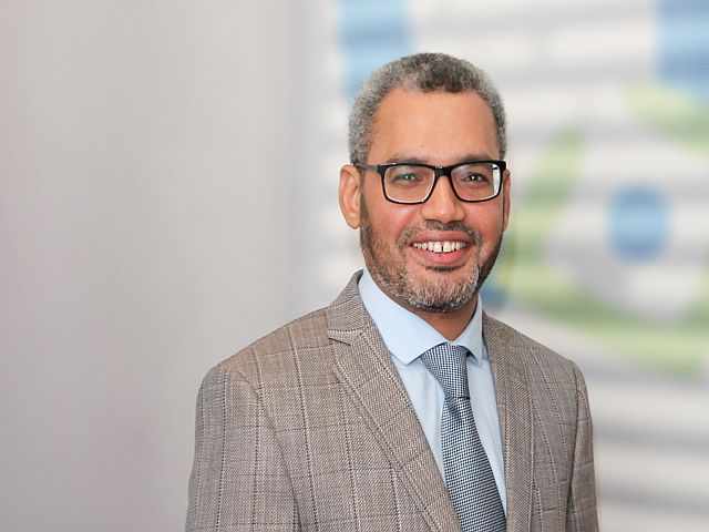 Dr. Nasreldin Mohammed ist neuer Chefarzt der Klinik für Urologie, Kinderurologie und onkologische Urologie am Lausitzer Seenland Klinikum.