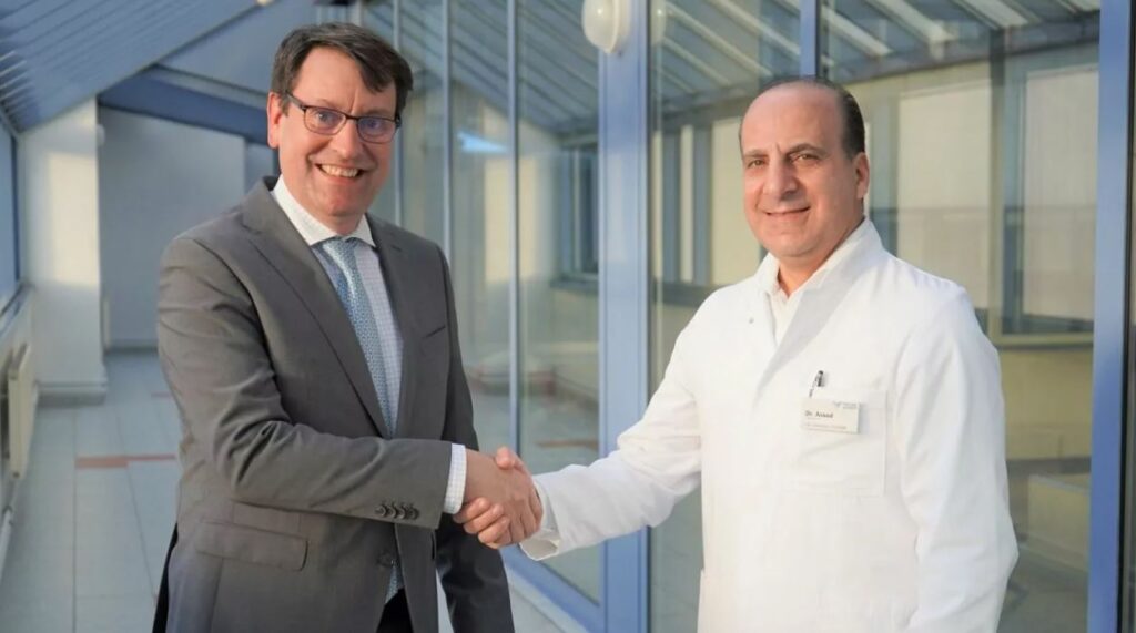 Neuer Chefarzt an der Hescuro Klinik