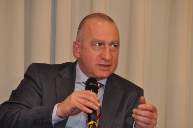 Das DGA-Vorstandsmitglied Dr. Holger Uhthoff bewertet die neue GOÄ als wirtschaftlich armselig und kritisiert die fatale verbandspolitische Kommunikation. (Foto: Runkel)