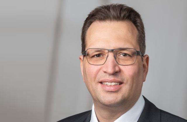 Prof. Johannes Huber, 44, hat zum 1. Januar 2025 sein Amt als Ärztlicher Direktor der Klinik für Urologie am Universitätsklinikum Heidelberg angetreten. (Foto: Universitätsklinikum Heidelberg)