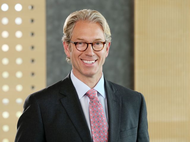 Der KBV-Vorsitzende Dr. Andreas Gassen spricht sich für die Entlastung der GKV-Kasse und mehr ambulante Leistungen aus, um das Gesundheitssystem zu stabilisieren. (Foto: KBV)