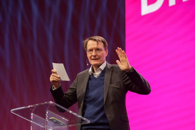 Auf der Health-IT-Messe DMEA kündigte Bundesgesundheitsminister Karl Lauterbach den baldigen ePA-Start an. (Foto: DMEA)