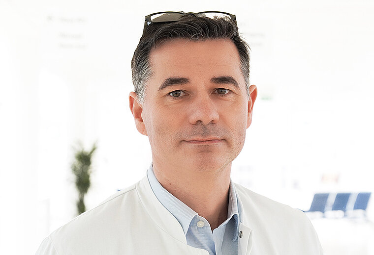 Medizinisches Wissen und gelebte Werte will Kongresspräsident Prof. Hagen Loertzer in den Mittelpunkt des SWDGU-Kongresses stehen. (Foto: Westpfalz-Klinikum Ludwigshafen)