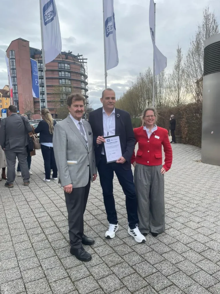 Prof. Dr. Fritz, Prof. Dr. Skudlik, Gesa Baden
© mgo-medizin.de