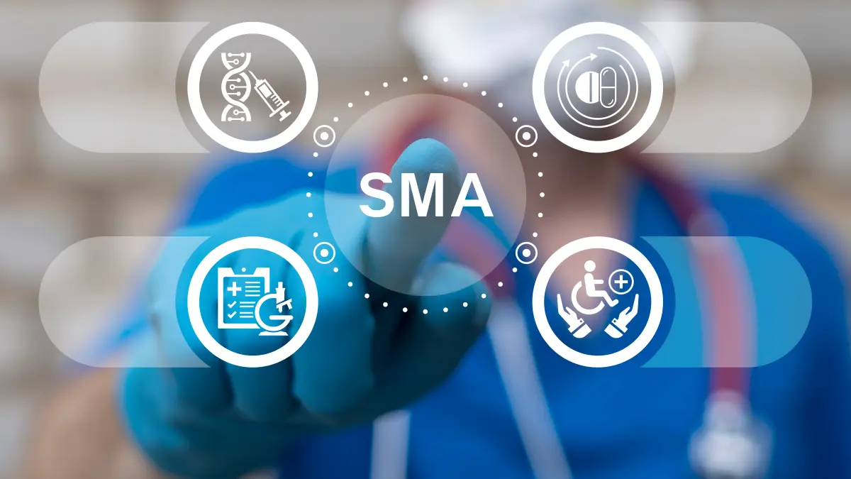 Arzt tippt auf einem virtuellen Touchscreen das Wort "SMA" an